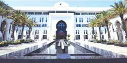 الجزائـر تسترجع من الفرنسيين بطاقات امتياز الدخول للموانئ والمطارات