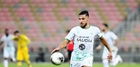 النادي الأهلي السعودي يرفض التخلي عن خدمات يوسف بلايلي