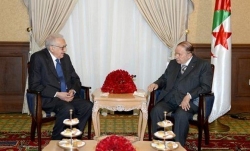 الرئيس عبد العزيز بوتفليقة يستقبل الدبلوماسي الجزائري الأخضر الإبراهيمي
