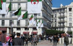 عدد سكان الجزائر يرتفع إلى 42,2 مليون نسمة في 1 جانفي 2018