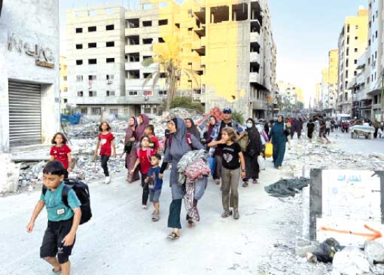 الاحتـلال ينذر الفلسطينيّـــين بإخلاء 16 منطقـة فـي غـزّة