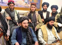طالبان تبحث تشكيل حكومة وتعدّ بنظام جديد