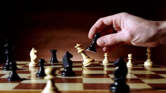 انتخاب إبراهيم جلول على رأس الاتحادية الجزائرية للشطرنج
