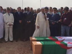 وزير الداخلية يحضر مراسيم جنازة الشرطيين الذين استشهدا جراء اعتداء ارهابي بتيارت