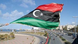 ليبيا مازالت تبحث عن برّ­­­­­ النّجاة