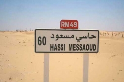 سكان حاسي مسعود يُطالبون برفع رُكام محلات فوضوية