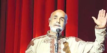 النقـد المسرحي بحاجـة إلى التعمـق والانفتـاح علـى الجامعـة