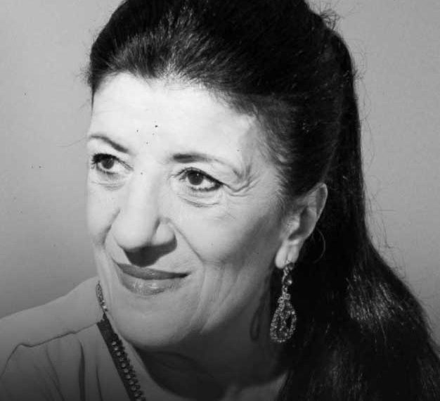 نجوم تنبض بها القلوب..