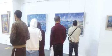 أم الخـير كليليـش تعيـد للألـوان ذاكرتها