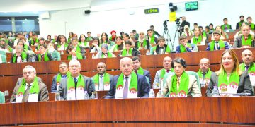 أول برلمـان للطفـل الجزائـري يجسّـد مفاهيـم الحوار والمسؤولية