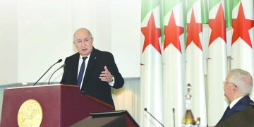 إطـلاق الحـوار السياسي البنـاء بعد المصادقة علـى قانون الأحزاب