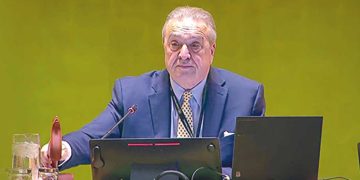 الجزائري عمار بن جامع.. “دبلوماسي عام 2025  “ دون منازع