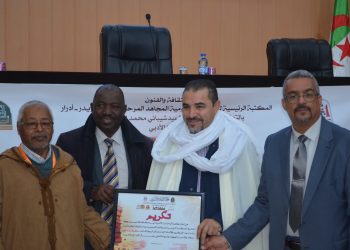 حاج أحمد وينينة يزيّنان جلسات النّقاش