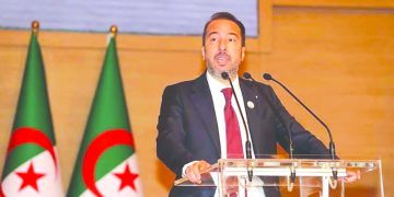 ثقة ويد بيد من أجل الإقتصاد السيّد والرابح..