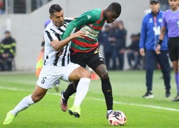 الرائد فــي  تنقل صعب إلـى  ورقلـــة