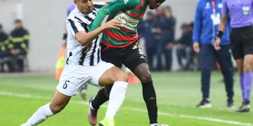 الرائد فــي تنقل صعب إلـى ورقلـــة