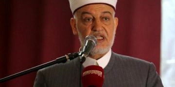 الشيخ يوسف سلامة.. أب كما ينبغـي أن يكـون