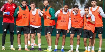 ”الخضــر” .. تحقيـق العلامـة الكامـة في الـدور الأول