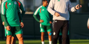 بيتكوفيتش يضع آخر اللّمسات وشرقـي يعــود للتدريبـات