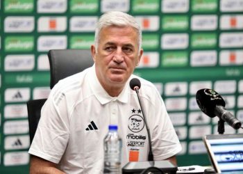 نوّه بدور محرز كقائد وأشاد بمستوى الحارس زيدان..