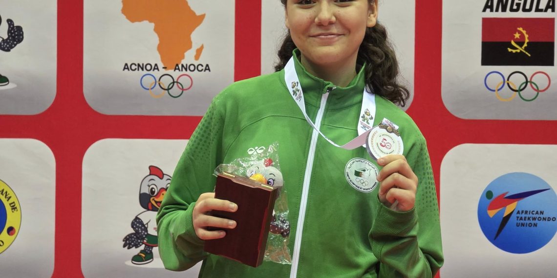 تتويج فريق أمن ولاية سكيكـدة بالمركــز الأول