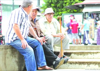 زيادة المعاشات.. الجزائر المنتصرة تكرّم المتقاعدين