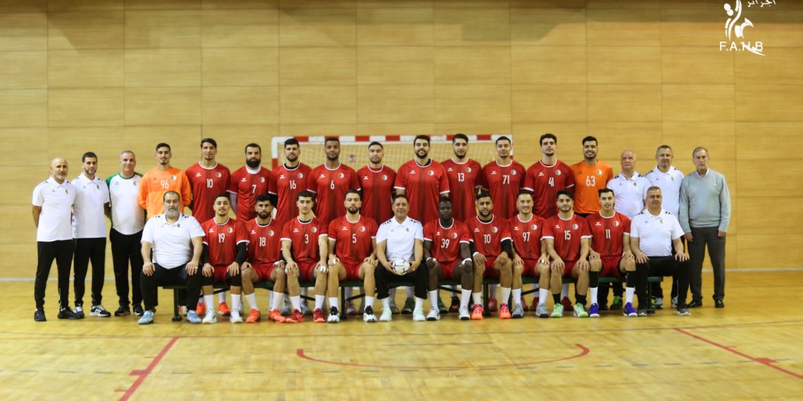 المنتخب الوطني يواصـل التّحضيرات بجمهوريــة التشيـك