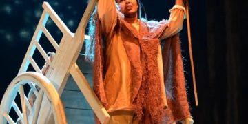 ”خمس نسـاء وعربـة”.. سبع سنوات من العزلة