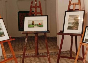 عميرات تعرض تجربة تشكيلية متميـزة بـ”قصـر الداي”