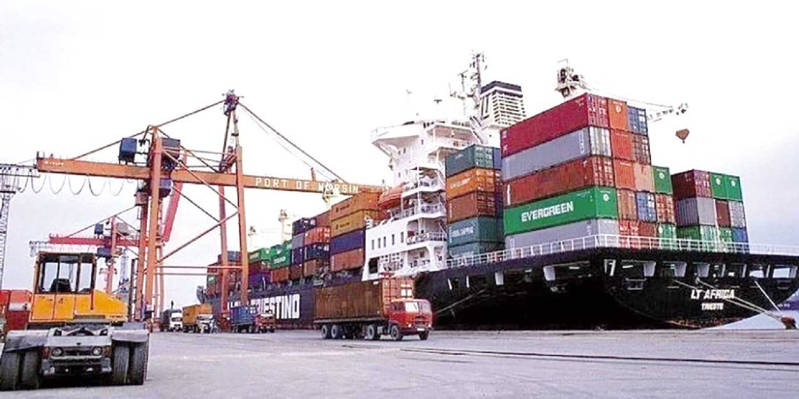 الصّادرات الجزائرية تقـترب مـن رقـم قياســـي جديــد