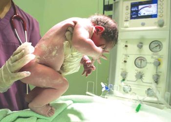 مقاربة متعدّدة التخصّصات في جراحة حديثي الولادة
