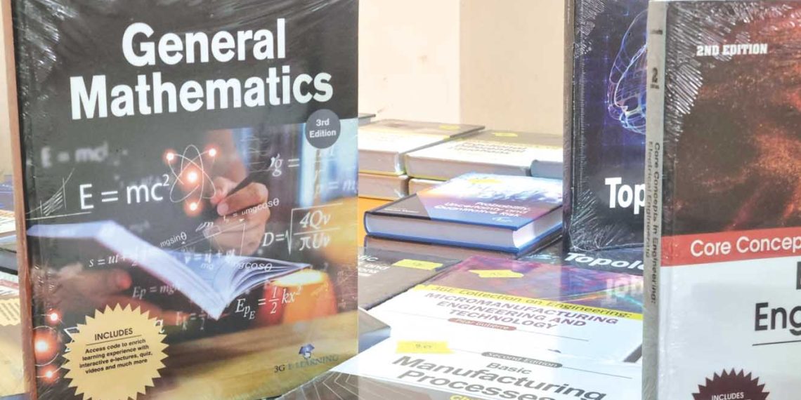 المطبوعات الجامعية.. جهود منيرة لتطوير التكوين الأكاديمي