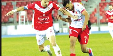 تنافس كبير لمعانقــة الفوز السـادس فـي البطولة