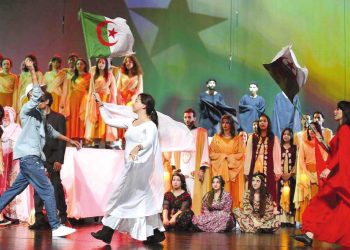 المسرح الوطني الجزائري يحيي احتفالات “يناير”