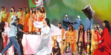 المسرح الوطني الجزائري يحيي احتفالات “يناير”