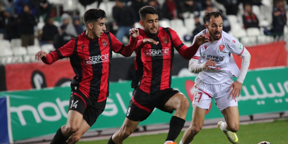 مولودية وهران تفرض التعادل على اتحاد العاصمة