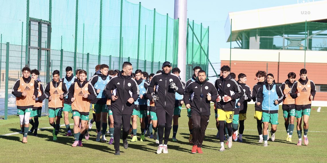 مشاركة 27 لاعبا فـي التّربـص التّحضـيري بالمركـز الفنـي بتلمسان