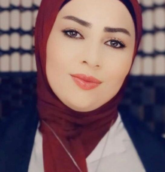 أنامل صغيرة تكتب للوطن