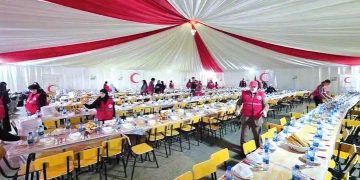 خيمة الهلال الأحمر بمعسكر.. مــلاذ دافئ لعابـري السّبيل