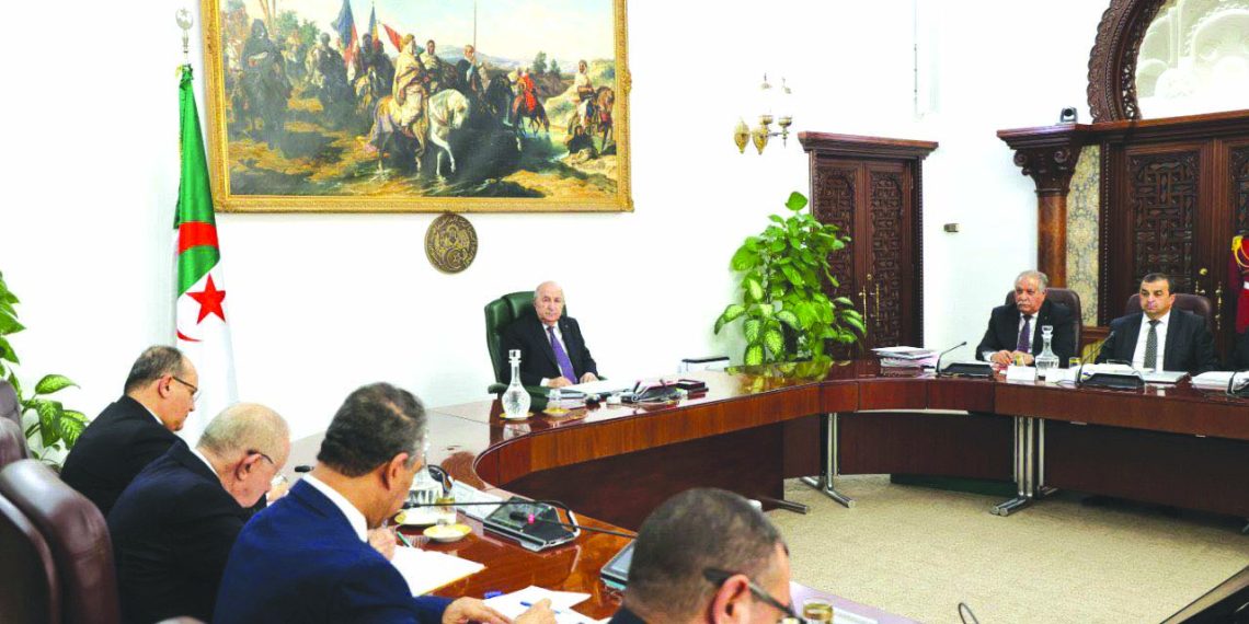 خدمــة المــواطن أوّلا وأخيرا..