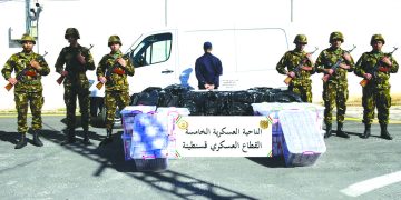 أسود الجزائر يواصلون محاربة عصابات المخدرات