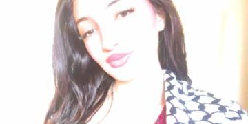 حلم مـن تحـت الركــام