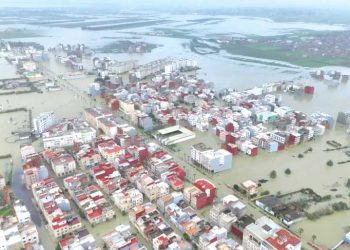 الفيضانــات تعرّي الهشاشة البنيويـة بالمغـرب