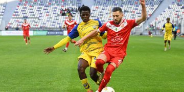 شبـاب بلــوزداد ينهي دور المجموعات في الصدارة