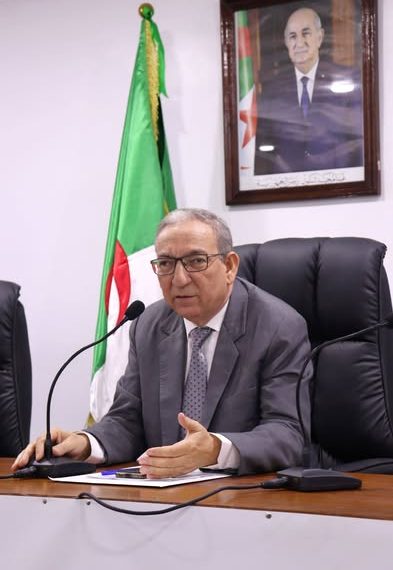 مرافقـة الباحثــين ودعمهم..  أولويـة قصـوى