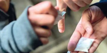 مكافحة الإدمان مسؤولية تشاركية والأسرة فــي المقام الأول