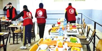 موائد الإفطار..أرقــام سخيــّة والكرامـة محفوظـة