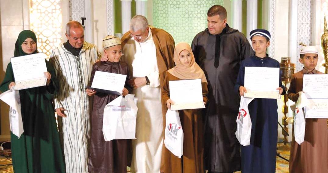 وهران.. التكافل والعبادة في حضرة ليلة القدر