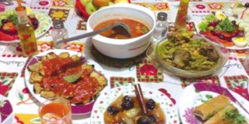 نفحات إيمانية وأطباق تقليدية لتوديــع الشّهــر الفضيــل