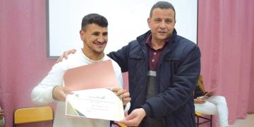 تنافـس على حفــظ ســورة من القـرآن بلغــة الإشـارة